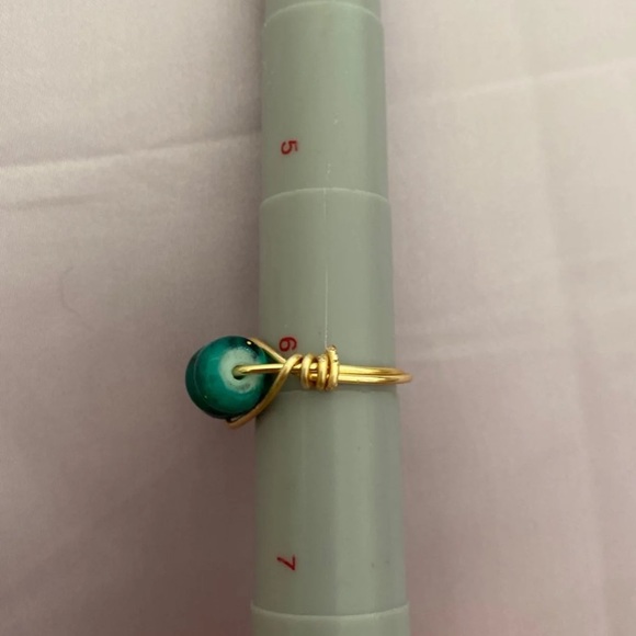 wire ring - Picture 2 of 4